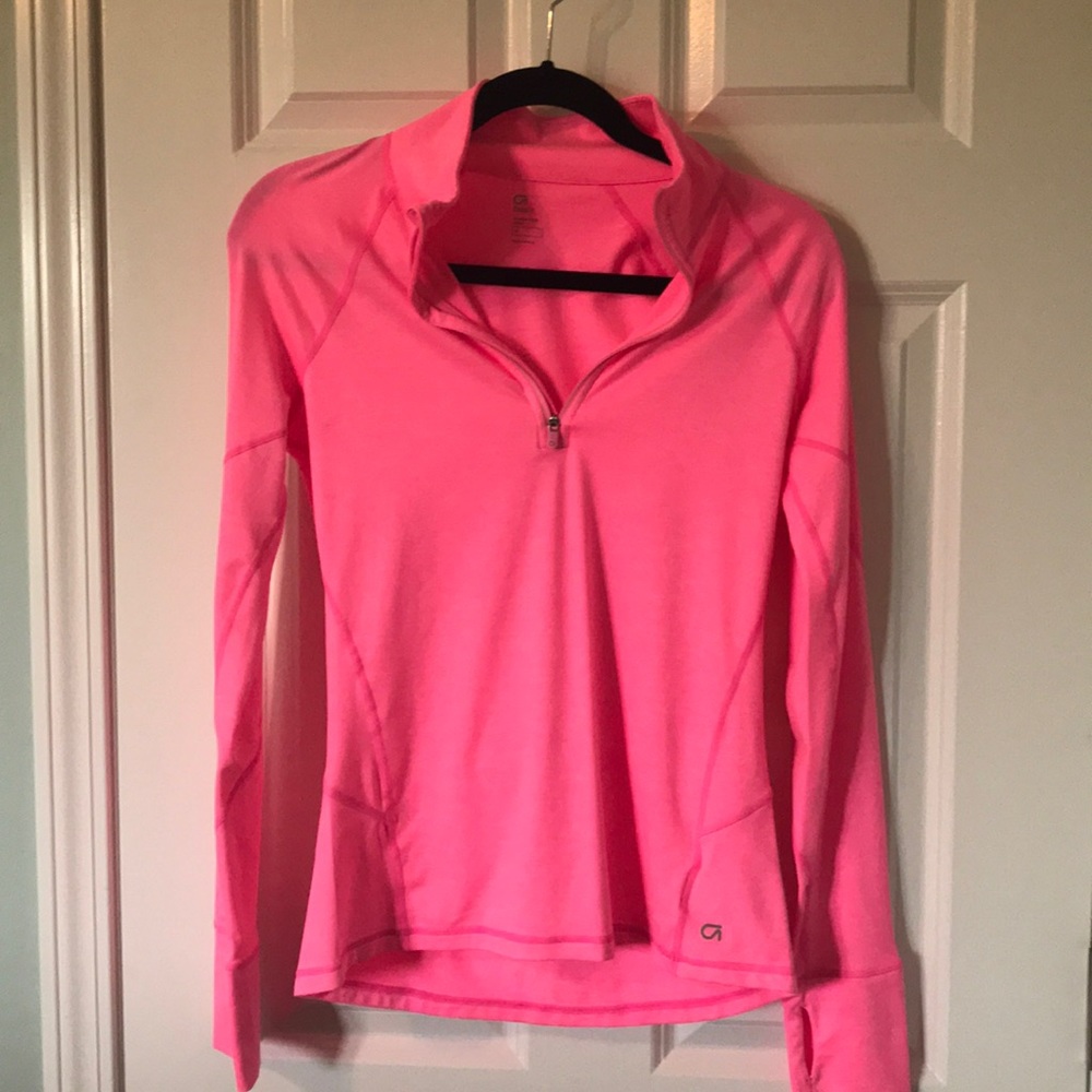 Athletic pullover
